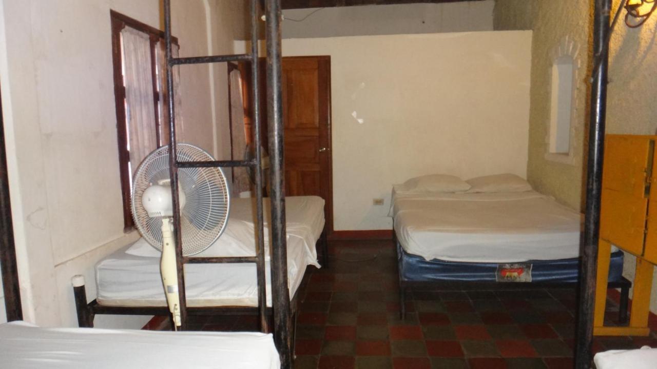 Hostal Sonati León Exteriér fotografie