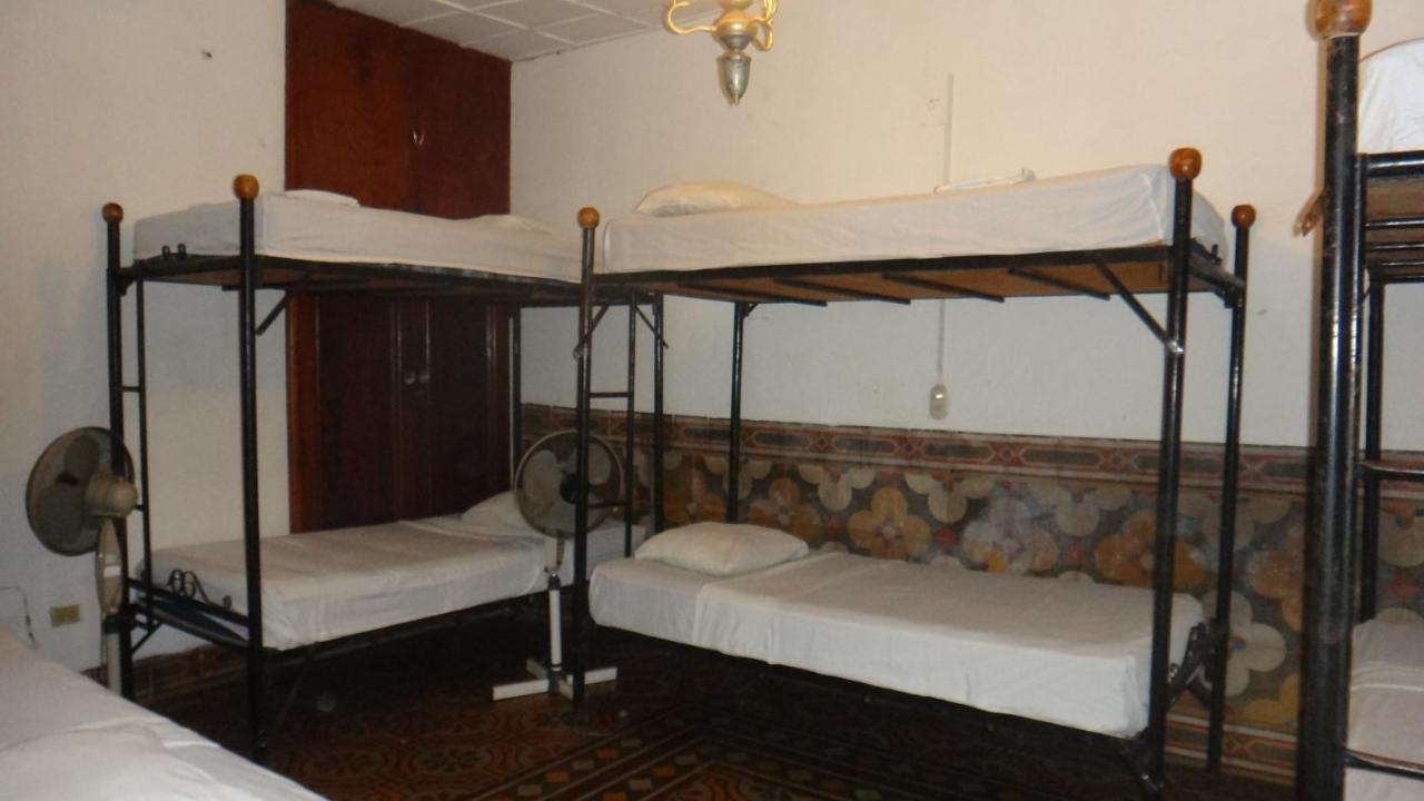 Hostal Sonati León Exteriér fotografie